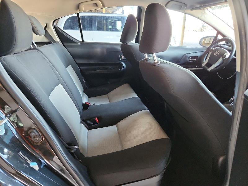 61560286 :رقم المزاد ، JTDKDTB31F1580805 vin ، 2015 Toyota Prius C مزاد بيع