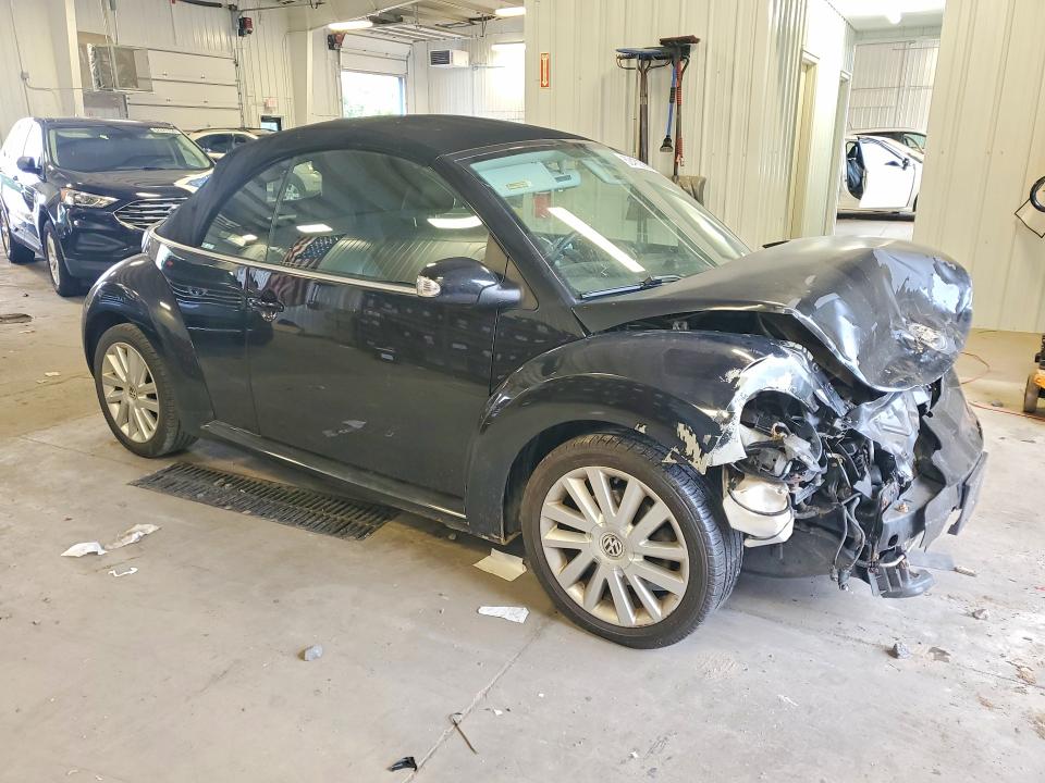 62460586 :رقم المزاد ، 3VWRF31YX9M400845 vin ، 2009 Volkswagen New Beetle مزاد بيع