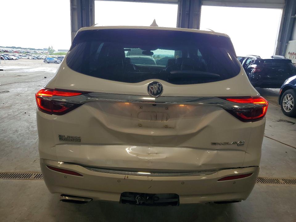 61555876 :رقم المزاد ، 5GAEVAKW6JJ147516 vin ، 2018 Buick Enclave مزاد بيع