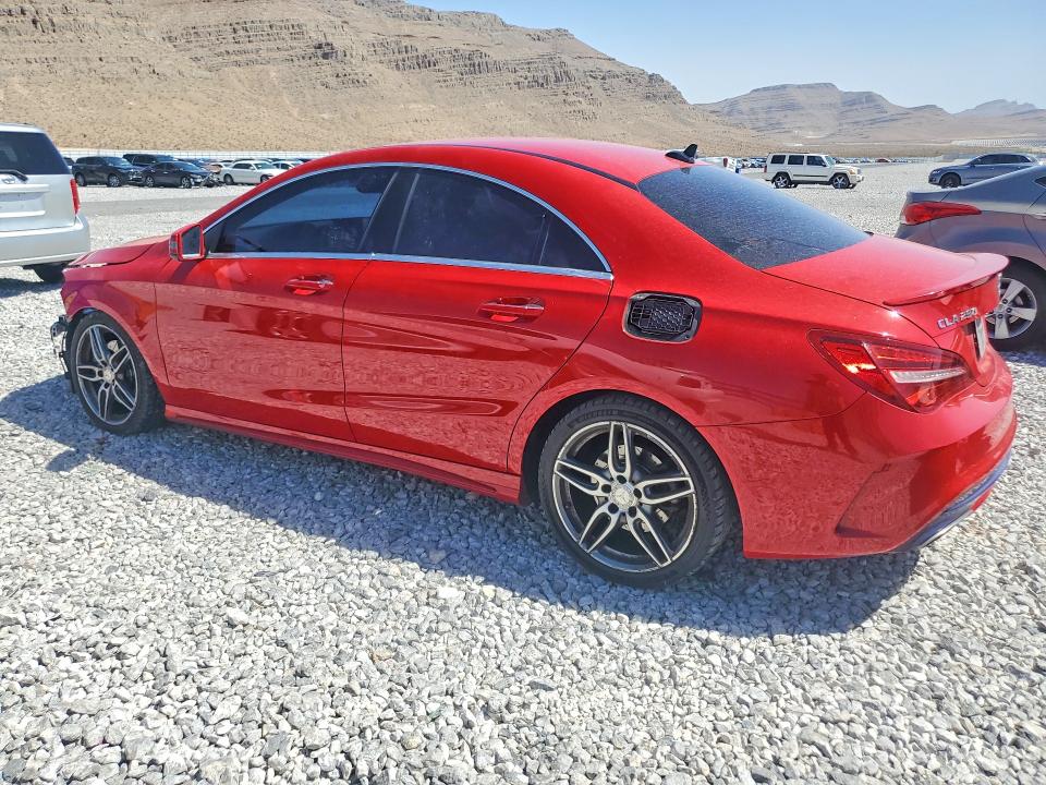 60824976 :رقم المزاد ، WDDSJ4EB6HN424097 vin ، 2017 Mercedes-benz Cla مزاد بيع