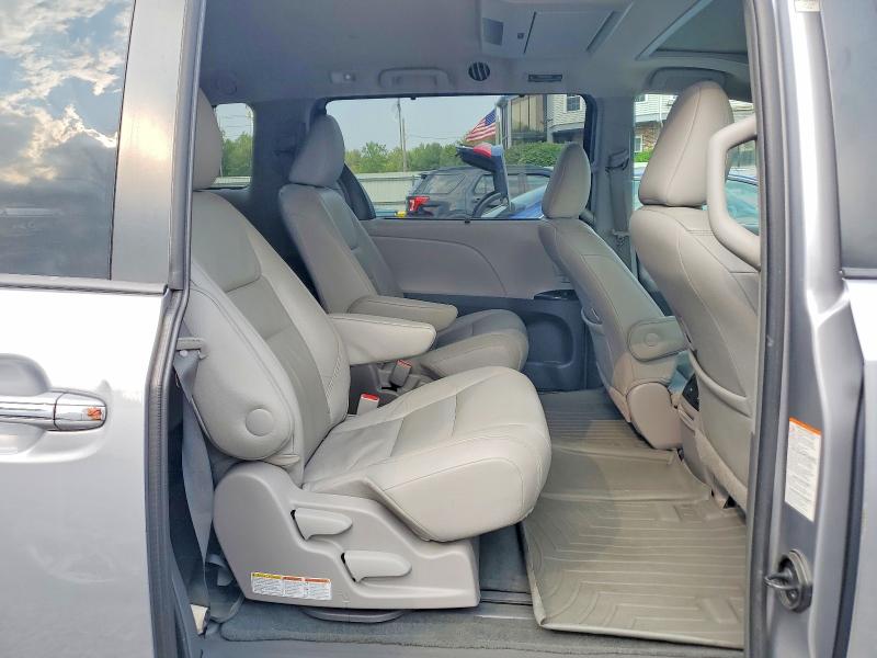 Продаж на аукціоні авто 2017 Toyota Sienna, vin: 5TDDZ3DC3HS149170, номер лоту: 59400136