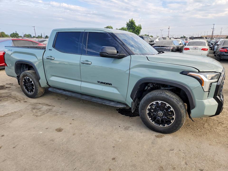 Auction sale of the 2022 Toyota Tundra, vin: 5TFLA5DB5NX035523, lot number: 61009396