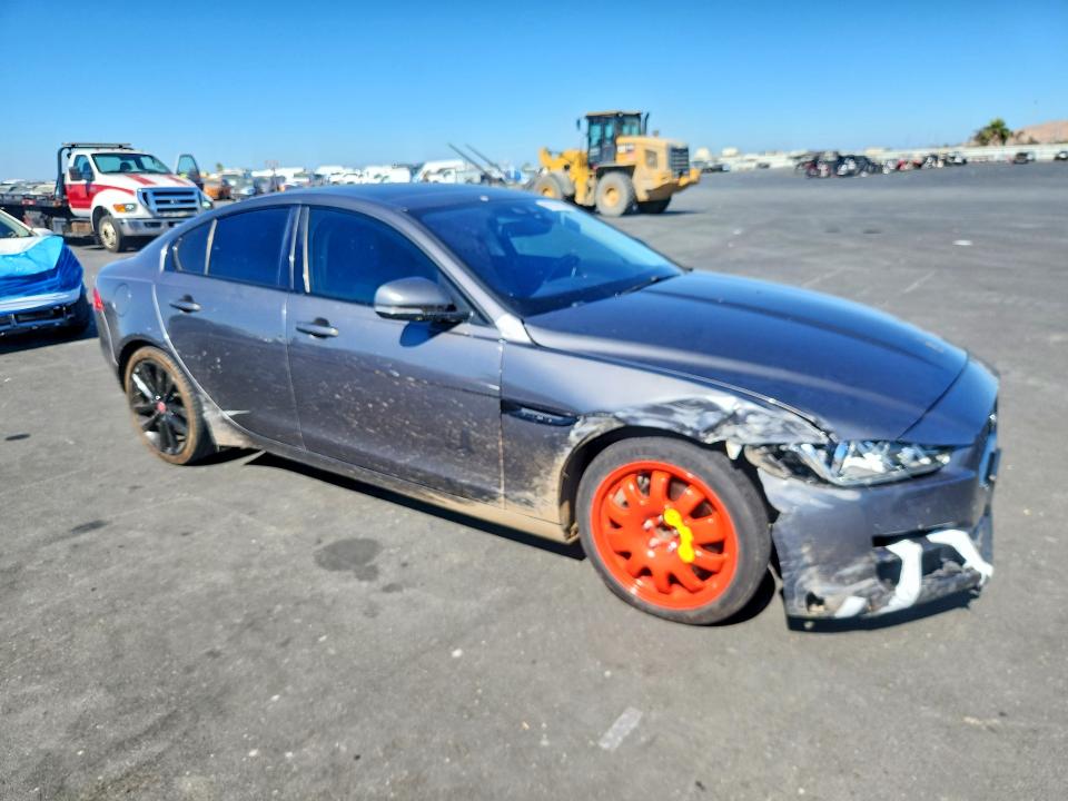 Продаж на аукціоні авто 2017 Jaguar Xe, vin: SAJAE4BV6HA957164, номер лоту: 62637026