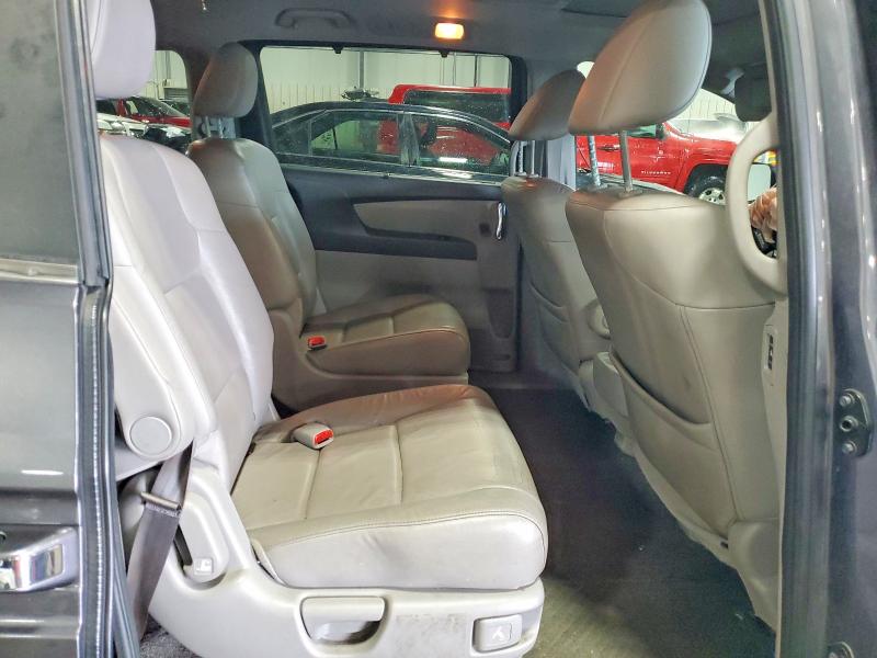 60620876 :رقم المزاد ، 5FNRL5H67EB084170 vin ، 2014 Honda Odyssey مزاد بيع