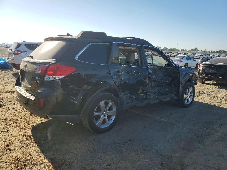 2014 Subaru Outback მანქანა იყიდება აუქციონზე, vin: 4S4BRLC7E3294899, აუქციონის ნომერი: 63166486