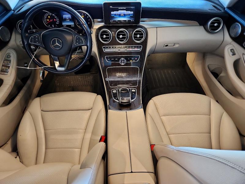 62911556 :رقم المزاد ، 55SWF4JB2FU054781 vin ، 2015 Mercedes-benz C مزاد بيع
