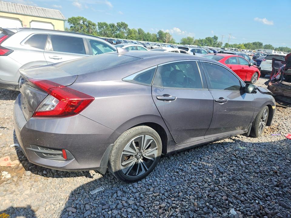 59325316 :رقم المزاد ، 19XFC1F30GE041173 vin ، 2016 Honda Civic مزاد بيع