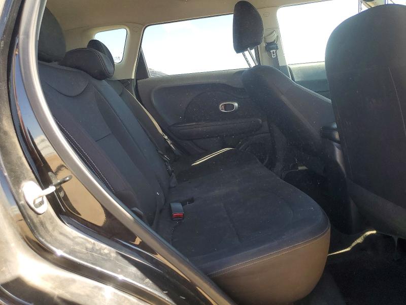 62985356 :رقم المزاد ، KNDJN2A2XF7168441 vin ، 2015 Kia Soul مزاد بيع