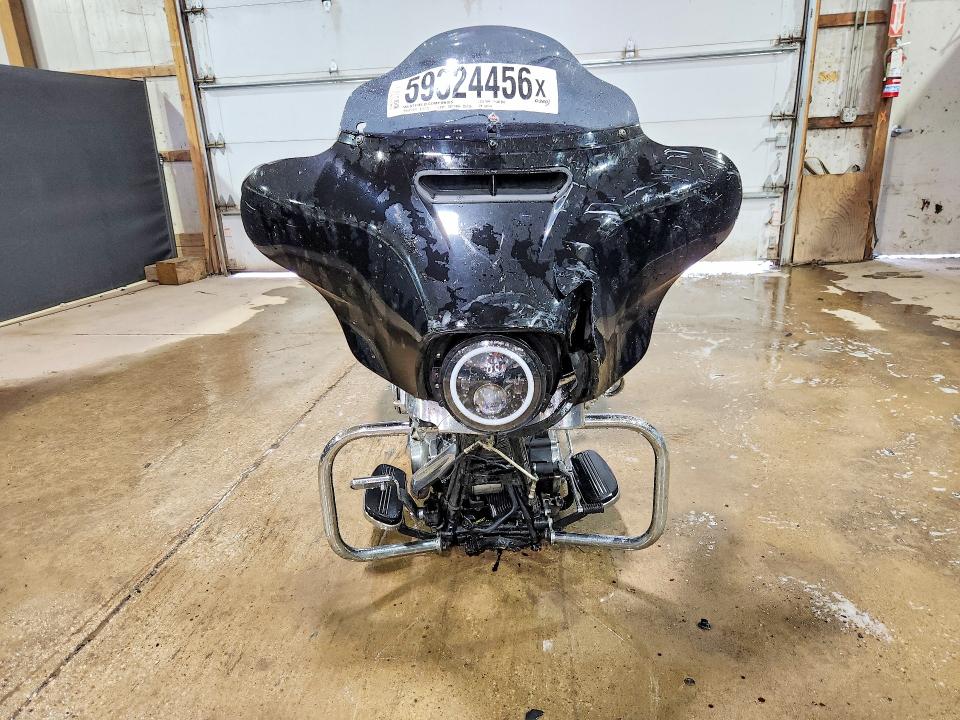 59324456 :رقم المزاد ، 1HD1KBM17FB642434 vin ، 2015 Harley-davidson Flhx مزاد بيع
