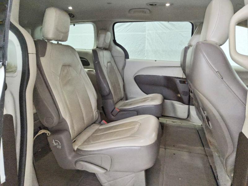 59889016 :رقم المزاد ، 2C4RC1BGXJR141891 vin ، 2018 Chrysler Pacifica مزاد بيع