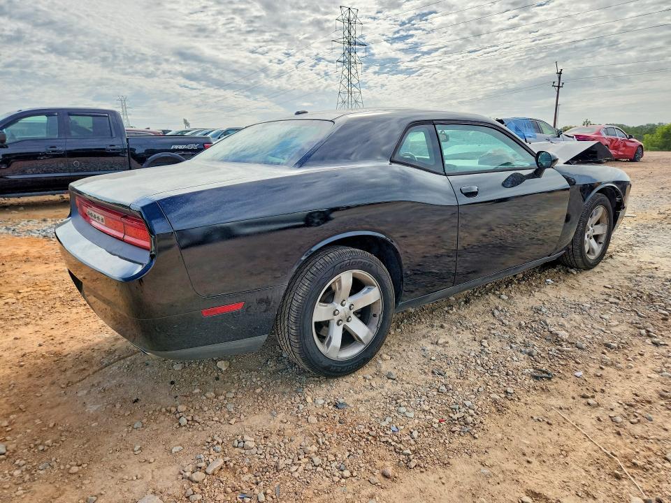 61947906 :رقم المزاد ، 2C3CDYAG7CH170176 vin ، 2012 Dodge Challenger مزاد بيع