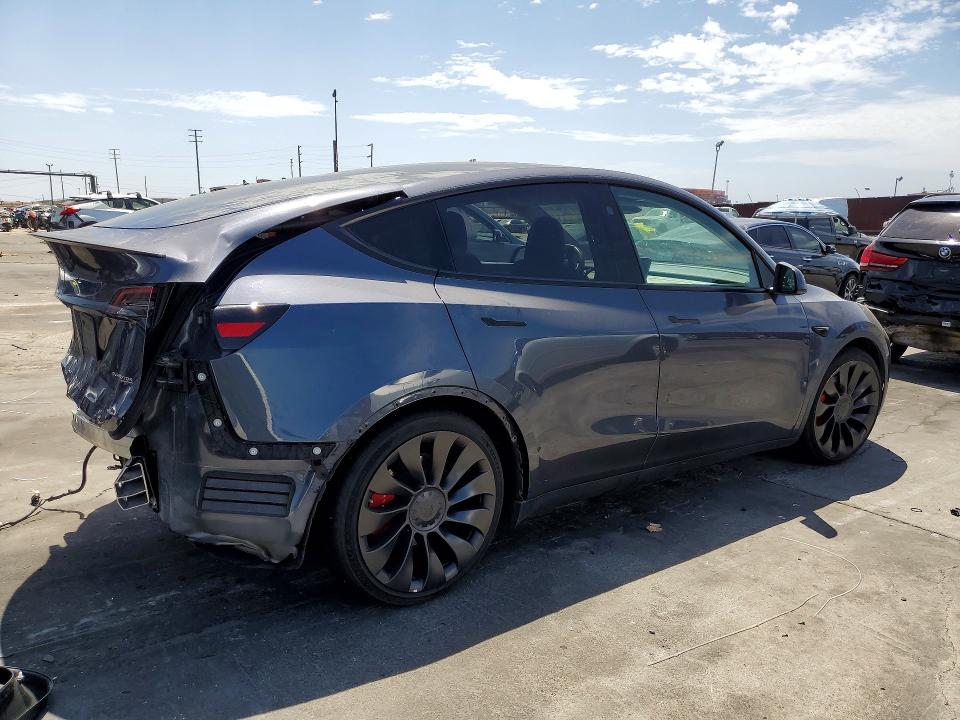 Продаж на аукціоні авто 2023 Tesla Model Y, vin: 7SAYGDEFXPF798797, номер лоту: 61596676