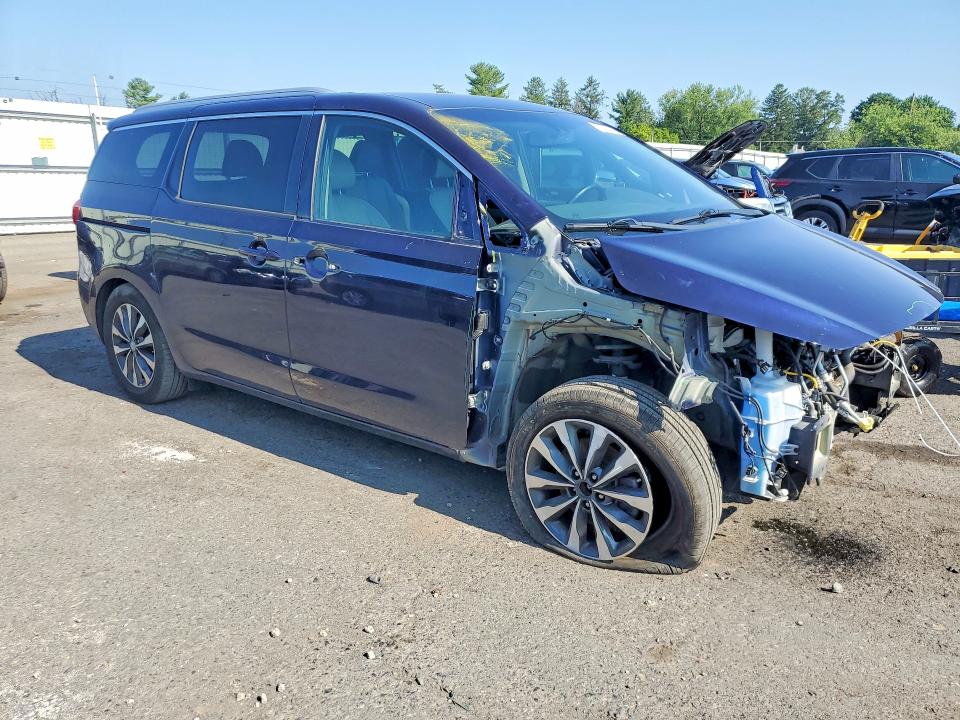 61368906 :رقم المزاد ، KNDMC5C17J6365218 vin ، 2018 Kia Sedona مزاد بيع