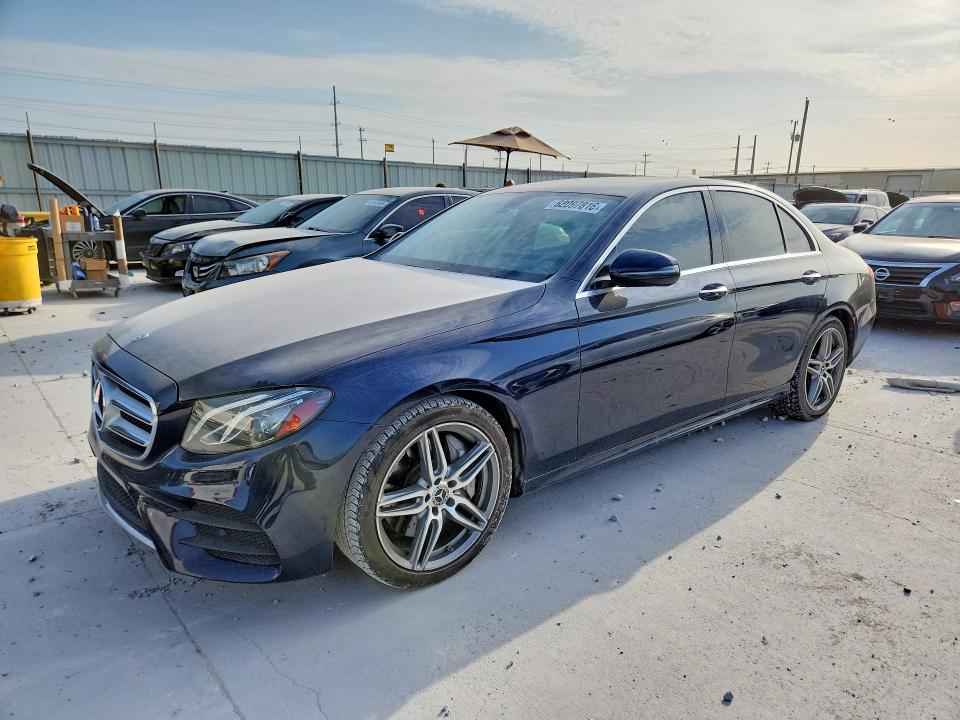 62097816 :رقم المزاد ، WDDZF4JBXKA609516 vin ، 2019 Mercedes-benz E مزاد بيع
