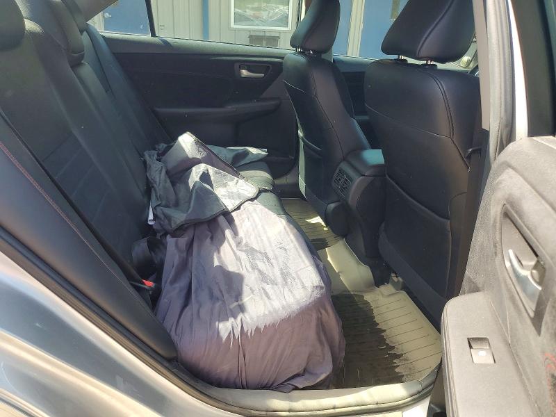 59102066 :رقم المزاد ، 4T1BF1FK4FU910141 vin ، 2015 Toyota Camry مزاد بيع