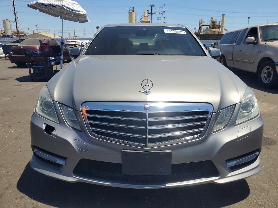 Продажа на аукционе авто 2012 Mercedes-benz E, vin: WDDHF5KBXCA608836, номер лота: 61686926