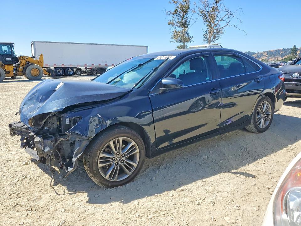 Aukcja sprzedaży 2015 Toyota Camry, vin: 4T1BF1FK6FU001446, numer aukcji: 63014976