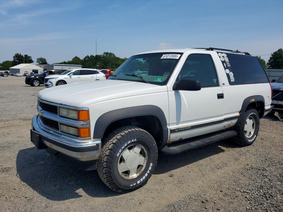 Продажа на аукционе авто 1999 Chevrolet Tahoe, vin: 3GNEK18R0XG216890, номер лота: 61012686
