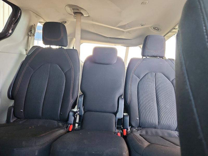 61159966 :رقم المزاد ، 2C4RC1DG4HR609122 vin ، 2017 Chrysler Pacifica مزاد بيع