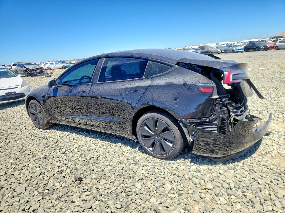 62236846 :رقم المزاد ، 5YJ3E1EA8SF017588 vin ، 2025 Tesla Model 3 مزاد بيع