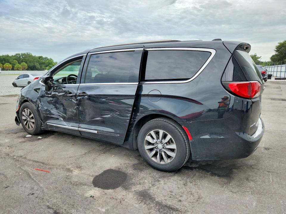 60800956 :رقم المزاد ، 2C4RC1EGXLR172816 vin ، 2020 Chrysler Pacifica مزاد بيع