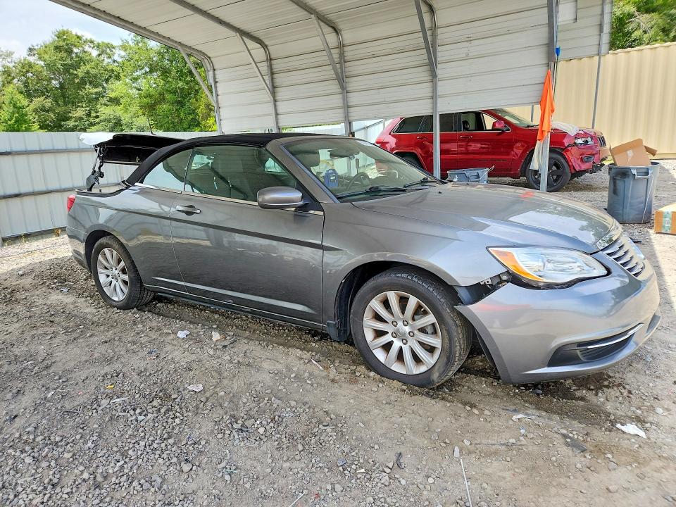 Продажа на аукционе авто 2013 Chrysler 200, vin: 1C3BCBEB9DN526629, номер лота: 62475516