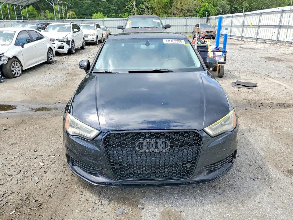 Продажа на аукционе авто 2015 Audi A3, vin: WAUACGFF4F1005654, номер лота: 60763206