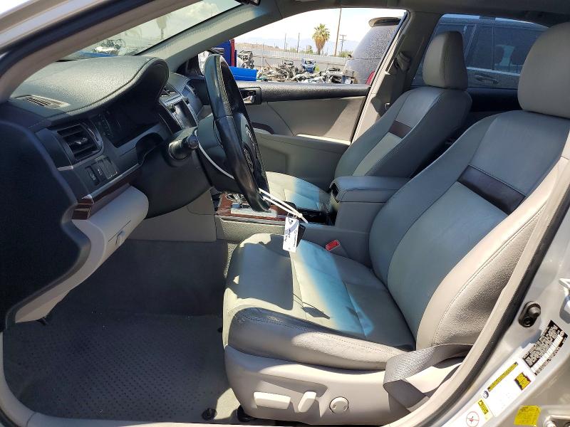 61138676 :رقم المزاد ، 4T1BK1FK3CU511924 vin ، 2012 Toyota Camry مزاد بيع