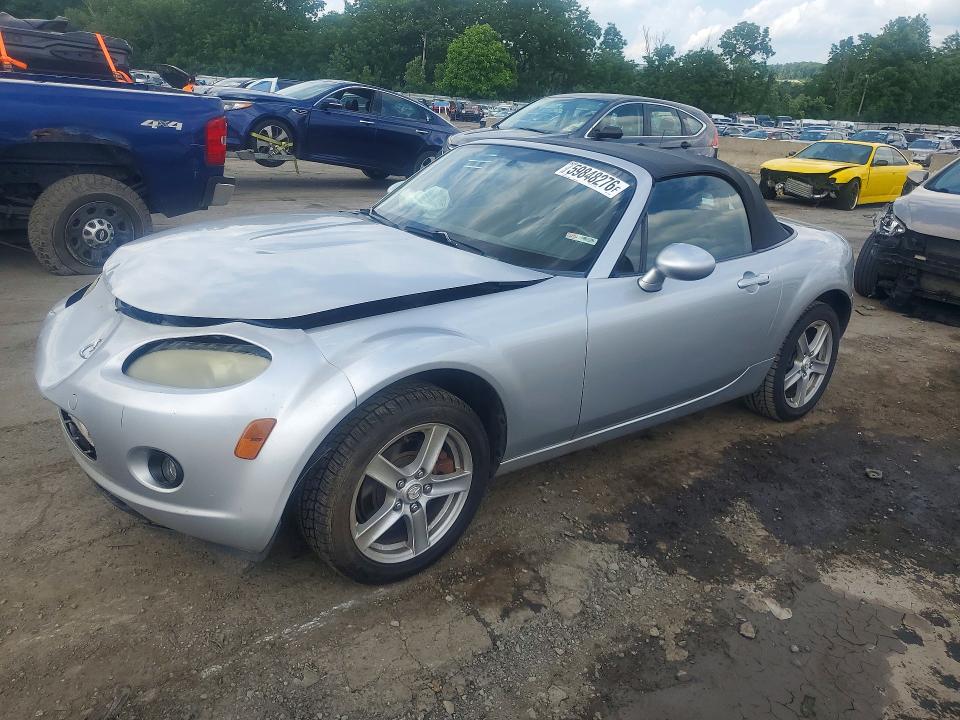 2006 Mazda Mx-5 Miata მანქანა იყიდება აუქციონზე, vin: JM1NC25F260111809, აუქციონის ნომერი: 59848276