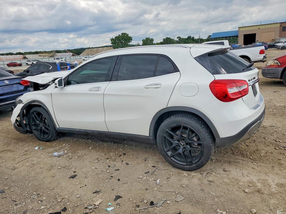 59398896 :رقم المزاد ، WDCTG4GB9JJ497997 vin ، 2018 Mercedes-benz Gla مزاد بيع