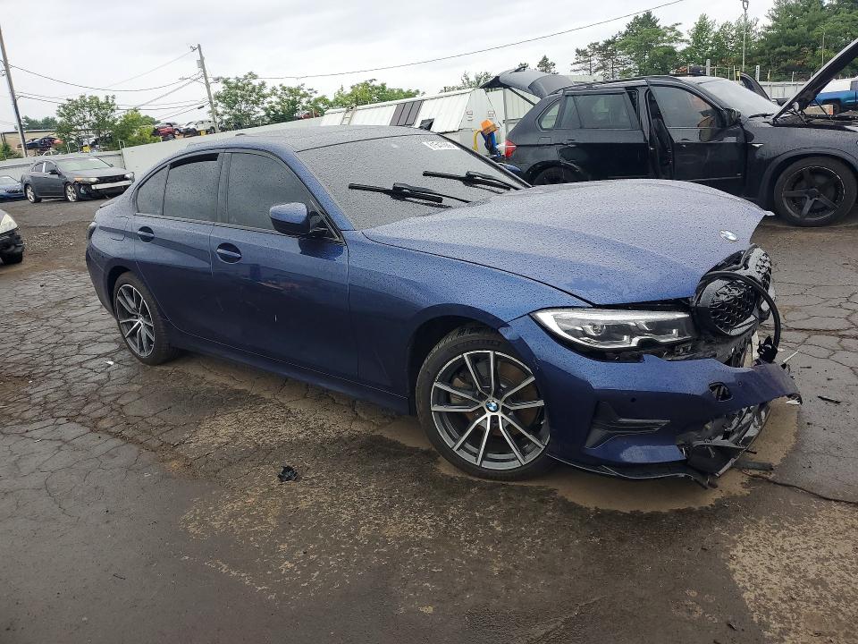 61547686 :رقم المزاد ، WBA5R7C5XKAJ83753 vin ، 2019 Bmw 330xi مزاد بيع