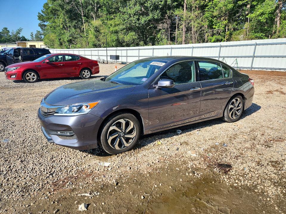 2016 Honda Accord მანქანა იყიდება აუქციონზე, vin: 1HGCR3F09GA035752, აუქციონის ნომერი: 60354826
