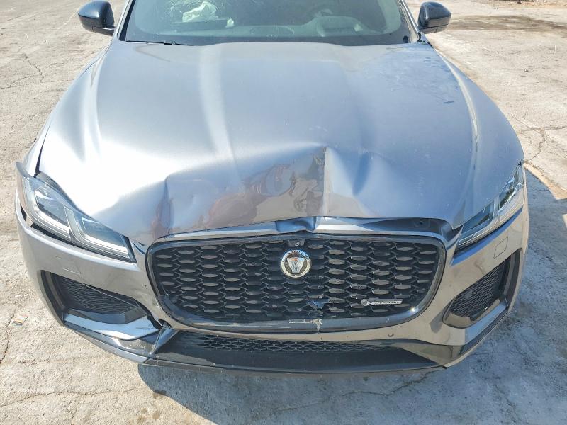 2024 Jaguar F-pace მანქანა იყიდება აუქციონზე, vin: SADCT2EX4RA735341, აუქციონის ნომერი: 62152196