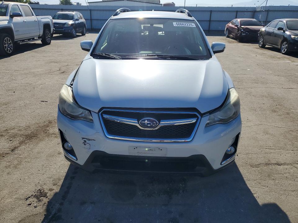 60662226 :رقم المزاد ، JF2GPAKC0HH280136 vin ، 2017 Subaru Crosstrek مزاد بيع