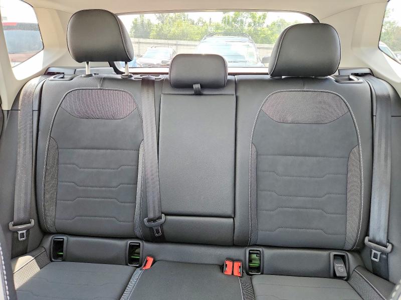 63298966 :رقم المزاد ، 3VVVC7B26SM036460 vin ، 2025 Volkswagen Taos مزاد بيع