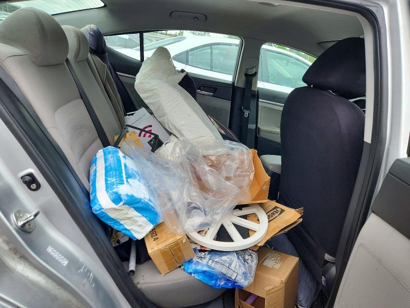 Продаж на аукціоні авто 2019 Hyundai Elantra, vin: KMHD74LF5KU779262, номер лоту: 63183026