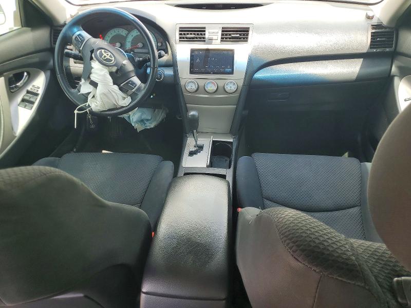 61896526 :رقم المزاد ، 4T1BF3EK5BU582462 vin ، 2011 Toyota Camry مزاد بيع