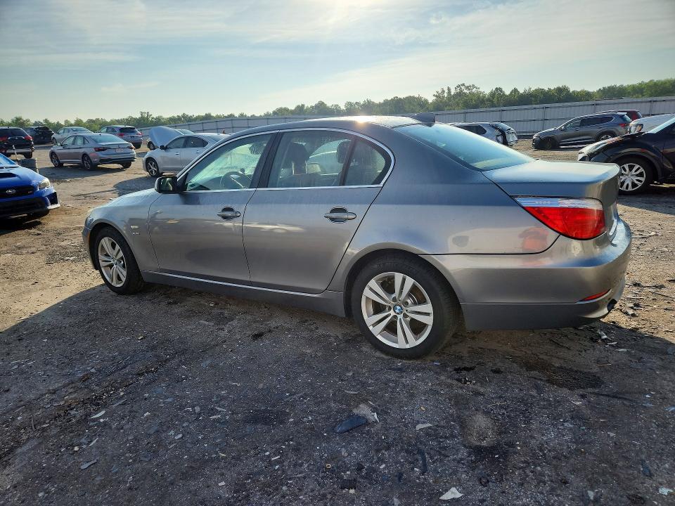 60441446 :رقم المزاد ، WBANV1C52AC156560 vin ، 2010 Bmw 528 مزاد بيع