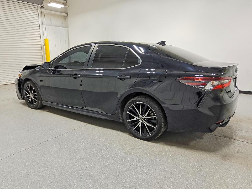 Продаж на аукціоні авто 2023 Toyota Camry, vin: 4T1G11AK0PU839467, номер лоту: 57232236
