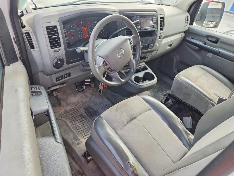 60645276 :رقم المزاد ، 1N6BF0KM1JN805563 vin ، 2018 Nissan Nv مزاد بيع