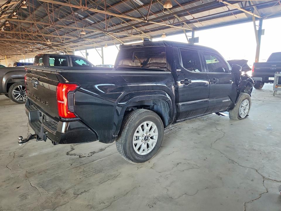 60873476 :رقم المزاد ، 3TMLB5JN7SM110333 vin ، 2025 Toyota Tacoma مزاد بيع