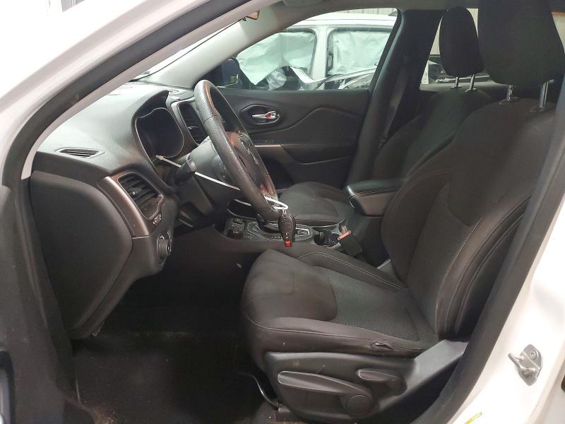 60204396 :رقم المزاد ، 1C4PJMCBXKD413104 vin ، 2019 Jeep Cherokee مزاد بيع