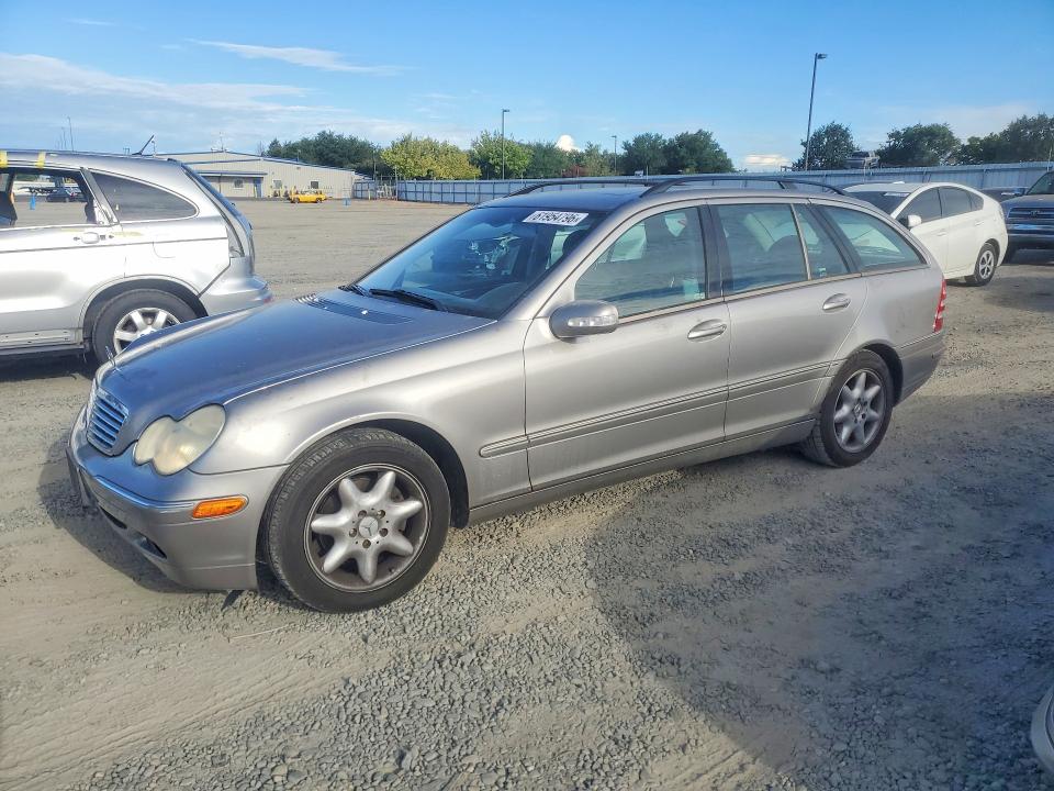 61954796 :رقم المزاد ، WDBRH61J74F453835 vin ، 2004 Mercedes-benz C مزاد بيع