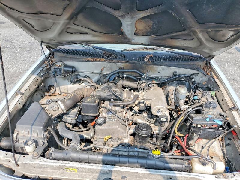 2001 Toyota Tacoma მანქანა იყიდება აუქციონზე, vin: 5TEWM72N21Z823661, აუქციონის ნომერი: 63163056