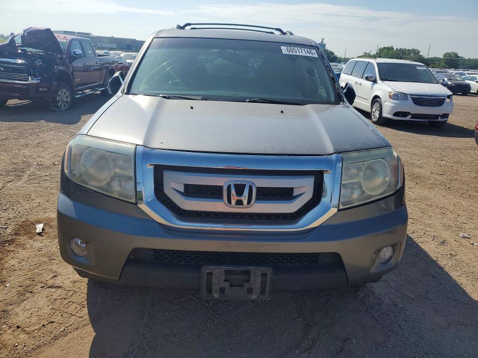 60517146 :رقم المزاد ، 5FNYF4H5XBB056525 vin ، 2011 Honda Pilot مزاد بيع
