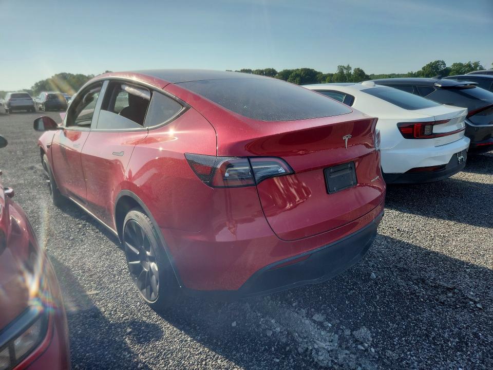 59263176 :رقم المزاد ، 7SAYGDEE1NF321583 vin ، 2022 Tesla Model Y مزاد بيع