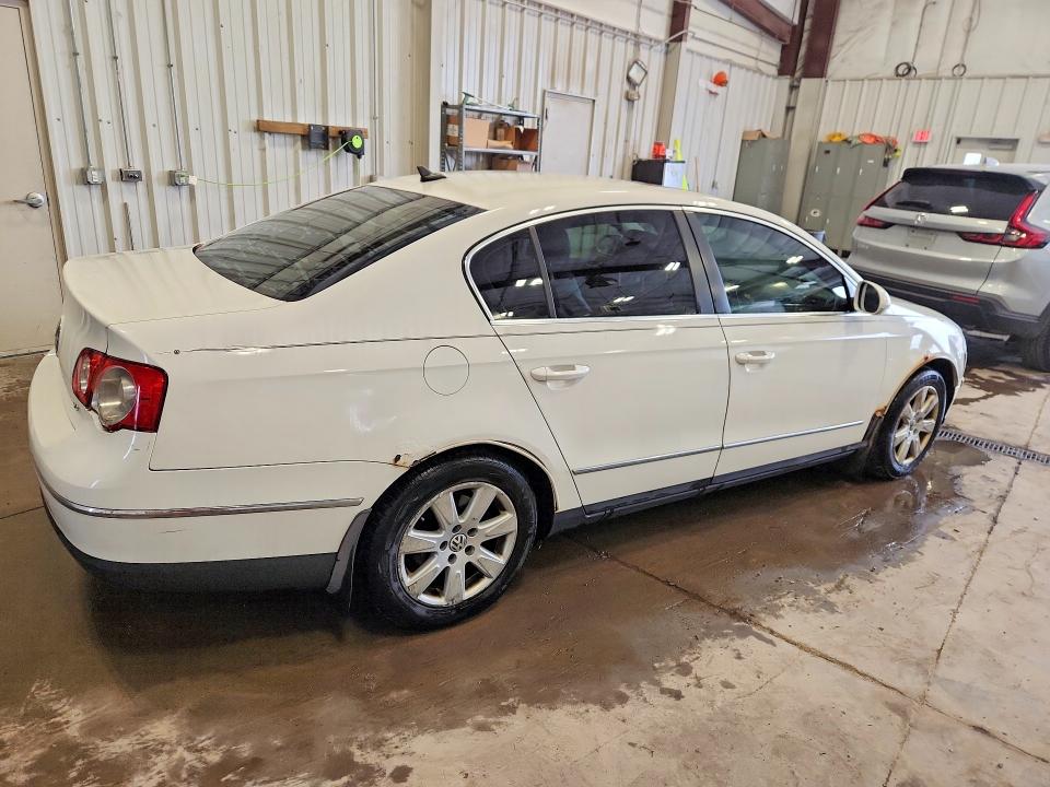 Продажа на аукционе авто 2007 Volkswagen Passat, vin: WVWAK73C27P078889, номер лота: 61599466