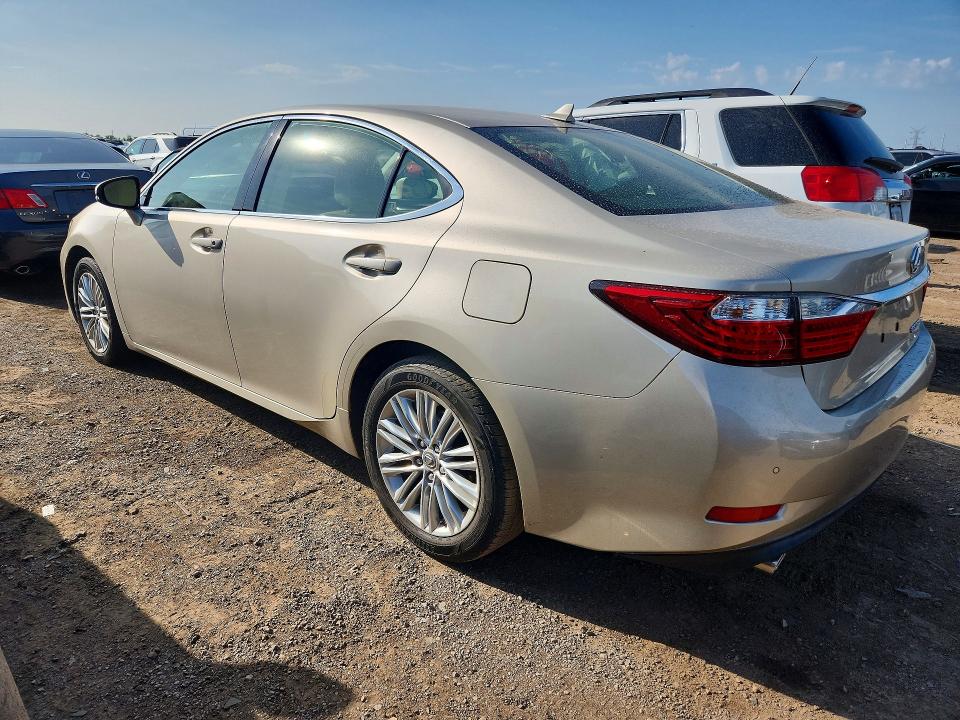 60646026 :رقم المزاد ، JTHBK1GG6D2047604 vin ، 2013 Lexus Es مزاد بيع