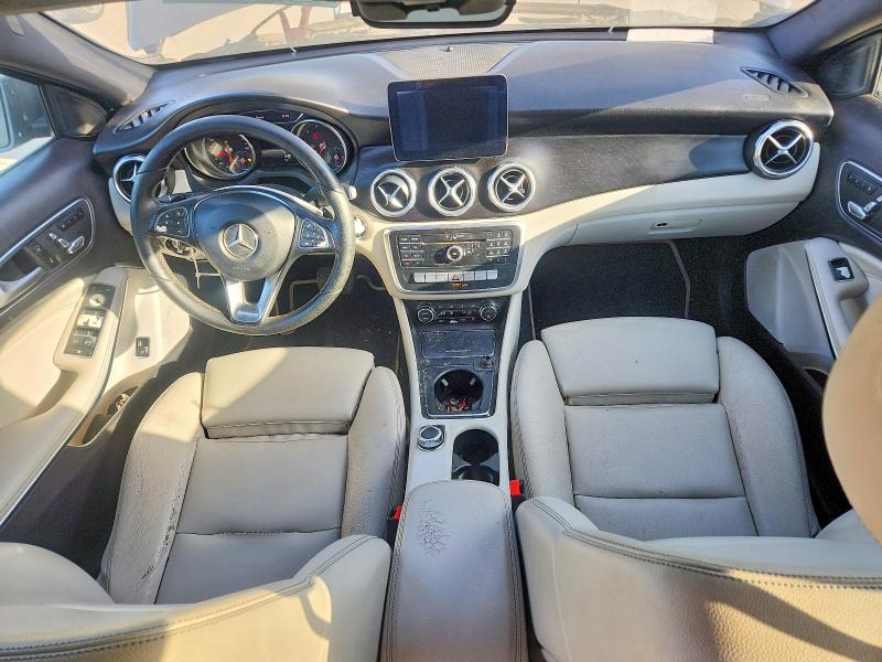 85621295 :رقم المزاد ، WDCTG4EB8JJ424218 vin ، 2018 Mercedes-benz Gla مزاد بيع