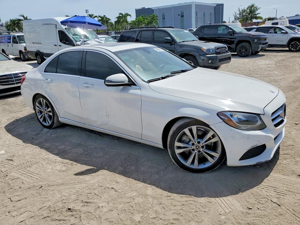 2018 Mercedes-benz C მანქანა იყიდება აუქციონზე, vin: 55SWF4JB6JU249243, აუქციონის ნომერი: 60851116
